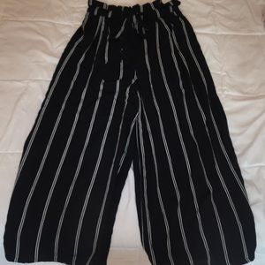 Breezy black and white pants